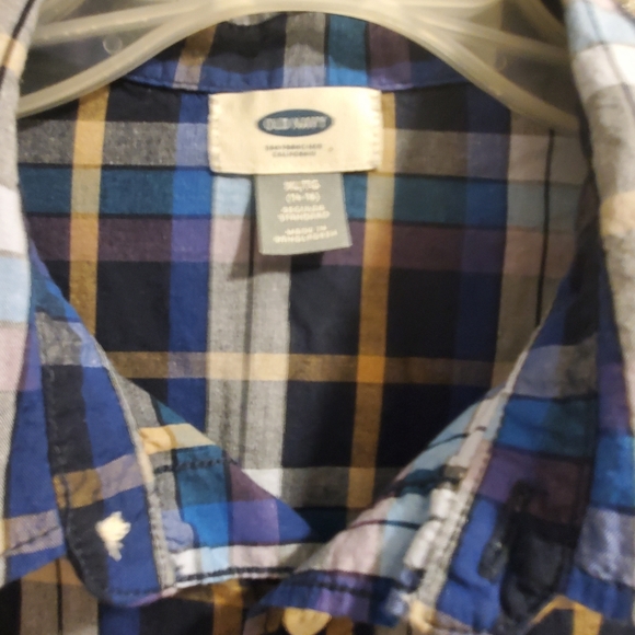 Four Shirt - Picture 7 of 16